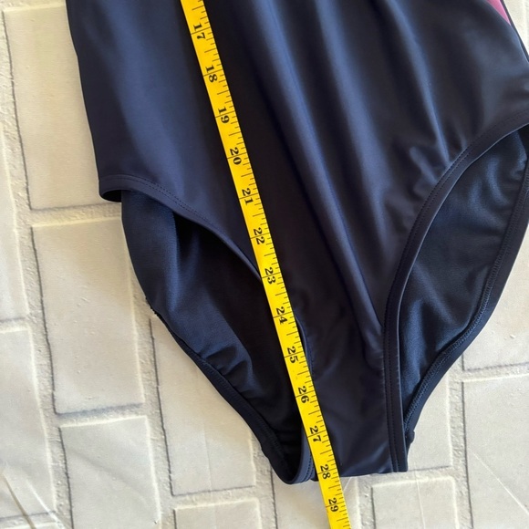 All in motion Colorblock One Piece Swimsuit Size XS NWOT - Picture 10 of 10